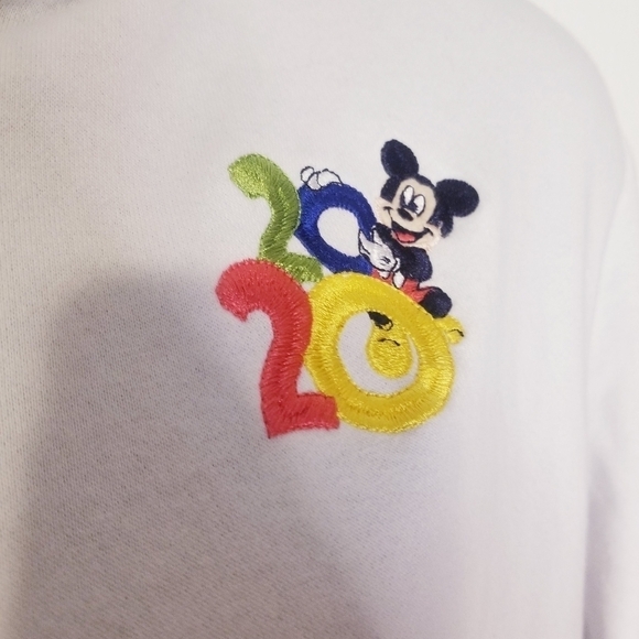 Disney parks white hoodie with embroidery - Picture 4 of 8